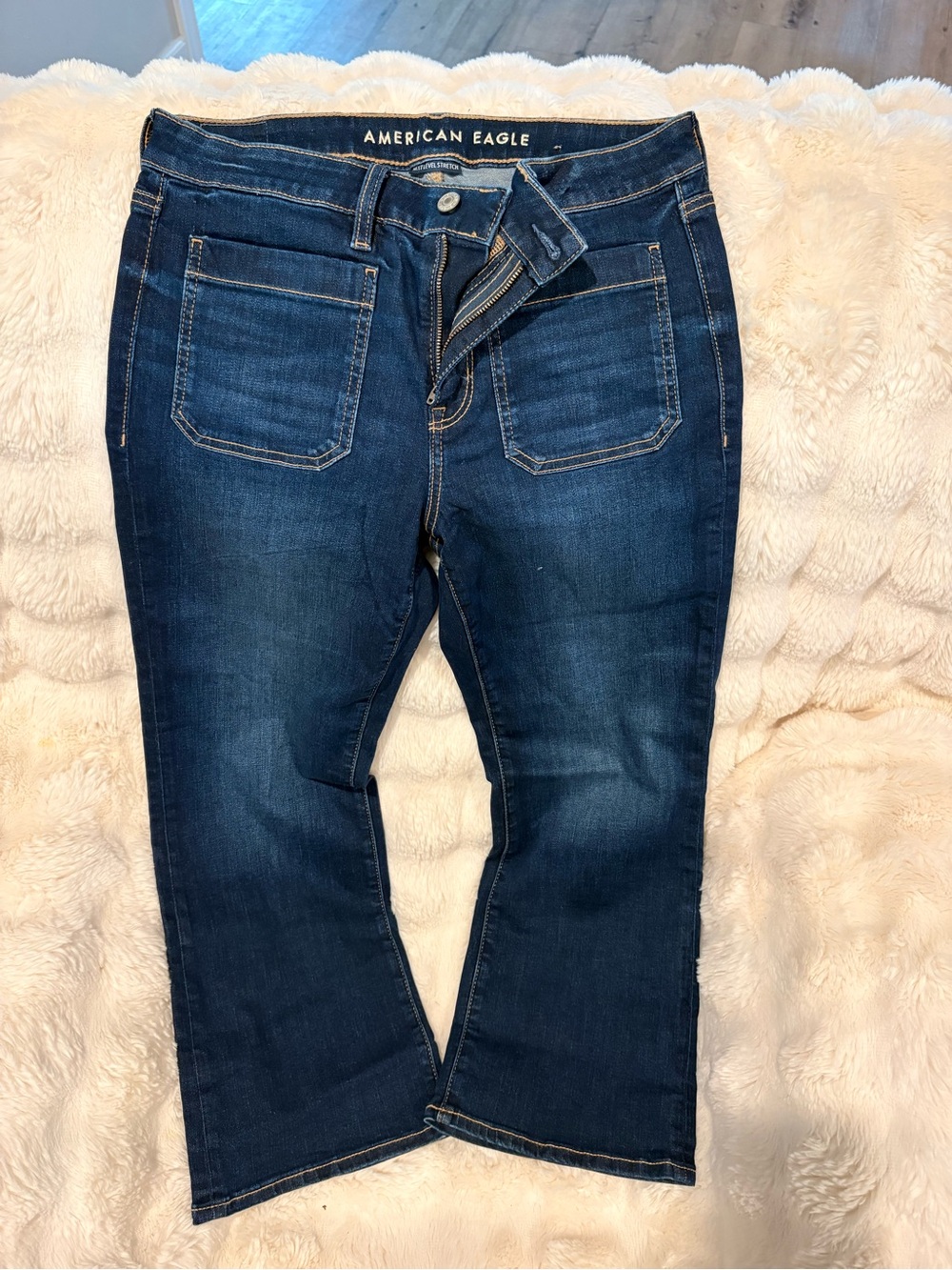 American Eagle Outfitters Dark Blue Cropped Stretch Jeans